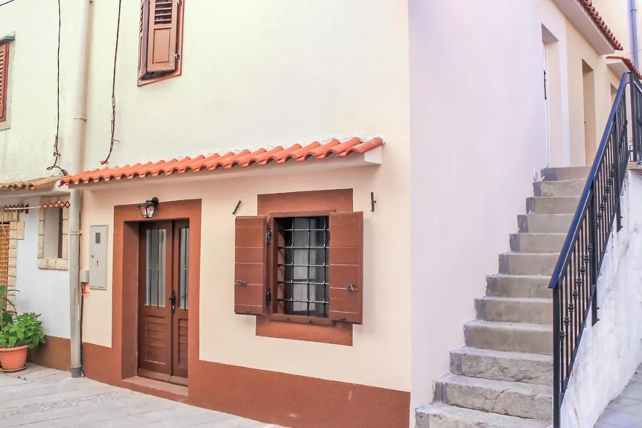 Studio Funtana Baska  0*, Baska (Krk) Croatia